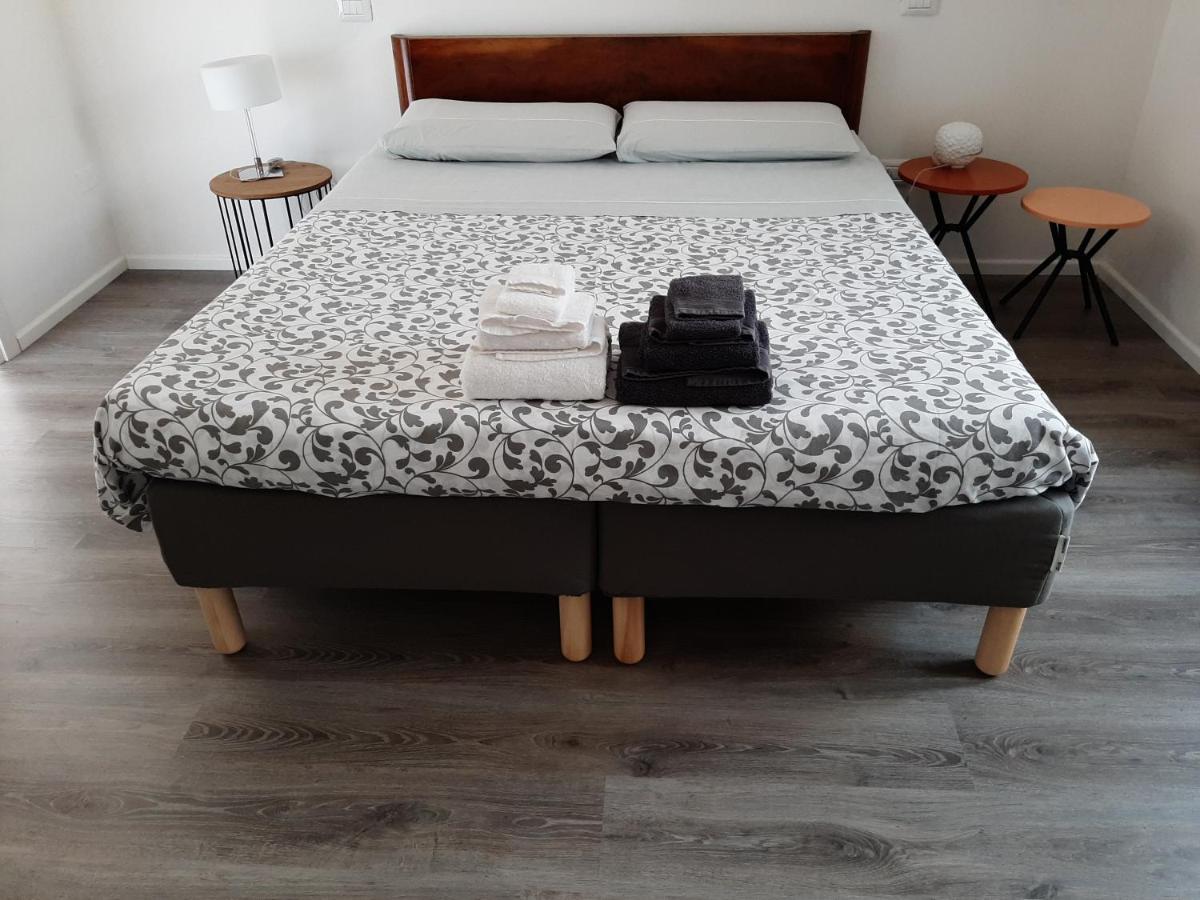 B&B Casale Fonte Vecchia มอนเตปรันโดเน ภายนอก รูปภาพ